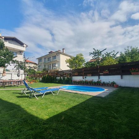 Cherry Garden Apartments Sveti Vlas Bagian luar foto