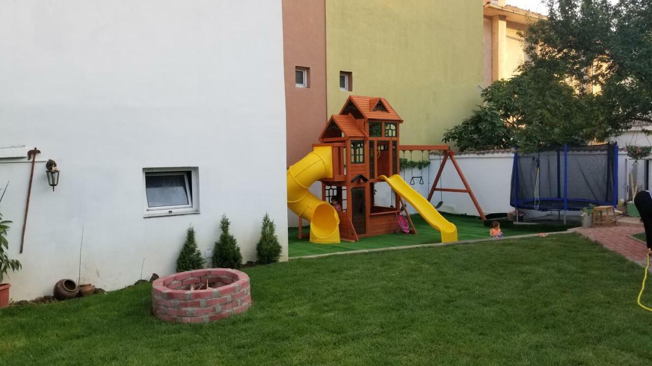 Cherry Garden Apartments Sveti Vlas Bagian luar foto